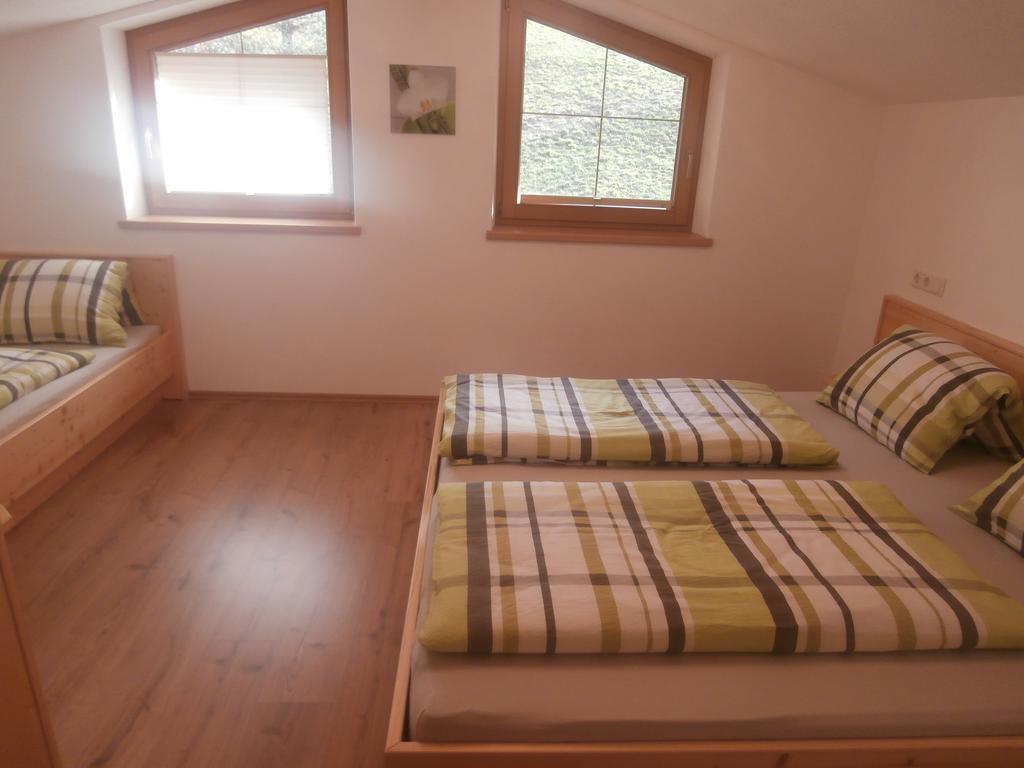 Landhaus Claudia Apartment Zell am Ziller Room photo